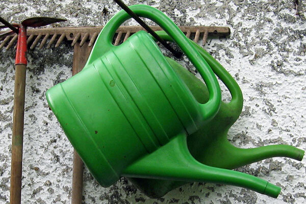 Duurzame bewatering op het balkon – zo verzorg je je planten in harmonie met de natuur - Balkonplanten op de juiste manier water geven: duurzaam water geven, eenvoudig gemaakt